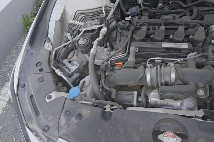 Used Honda Accord 2018 260TURBO Elite Edition China VI Engine Bay Right