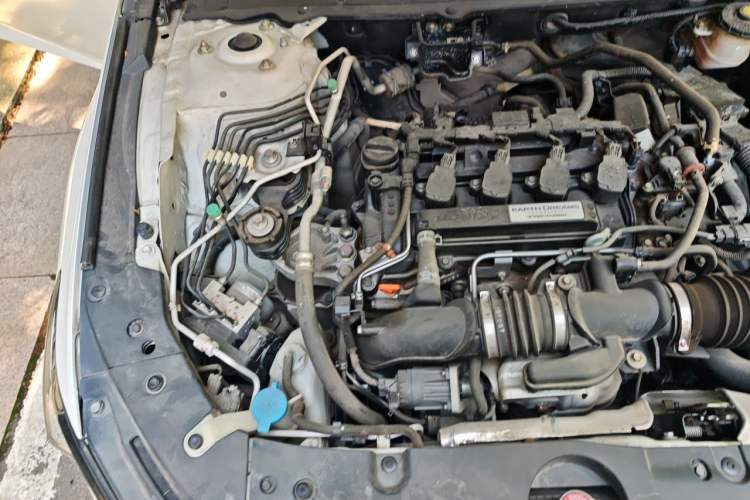 Used Honda Accord 2018 260TURBO Elite Edition China V Engine Bay Right