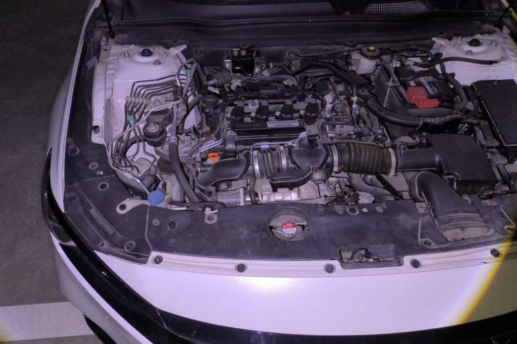 Used Honda Accord 2018 260TURBO Elite Edition China VI Engine Bay Right