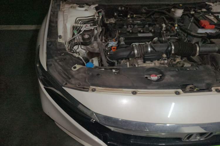 Used Honda Accord 2018 260TURBO Elite Edition China VI Engine Bay Right
