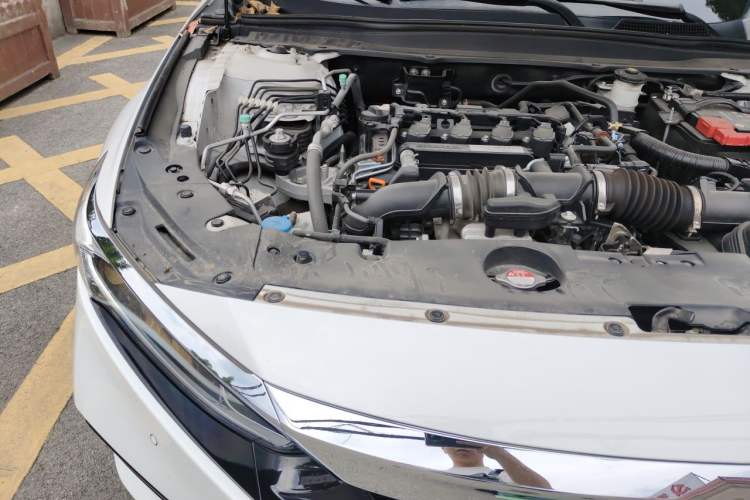 Used Honda Accord 2018 260TURBO Elite Edition China VI Engine Bay Right