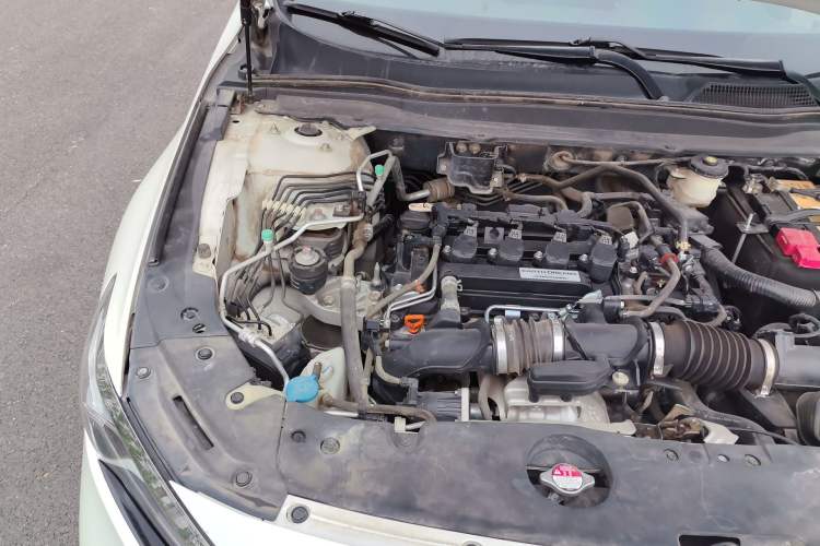 Used Honda Accord 2018 260TURBO Elite Edition China V Engine Bay Right