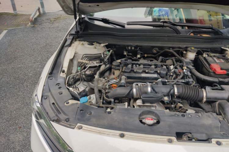 Used Honda Accord 2018 260TURBO Elite Edition China V Engine Bay Right