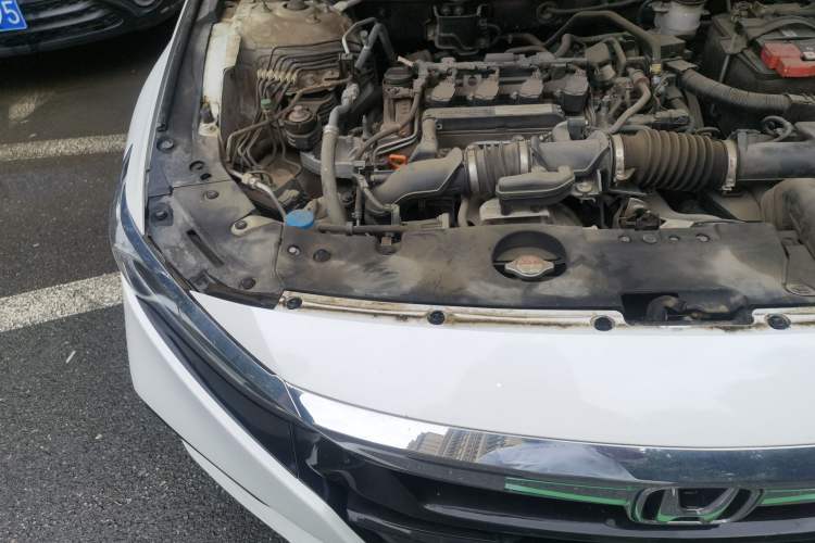 Used Honda Accord 2018 260TURBO Elite Edition China V Engine Bay Right