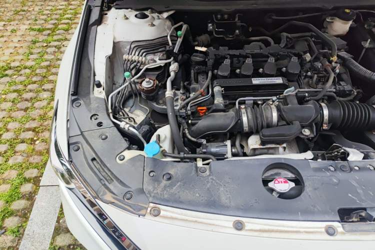 Used Honda Accord 2018 260TURBO Elite Edition China V Engine Bay Right