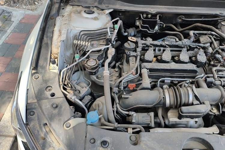 Used Honda Accord 2018 260TURBO Elite Edition China VI Engine Bay Right