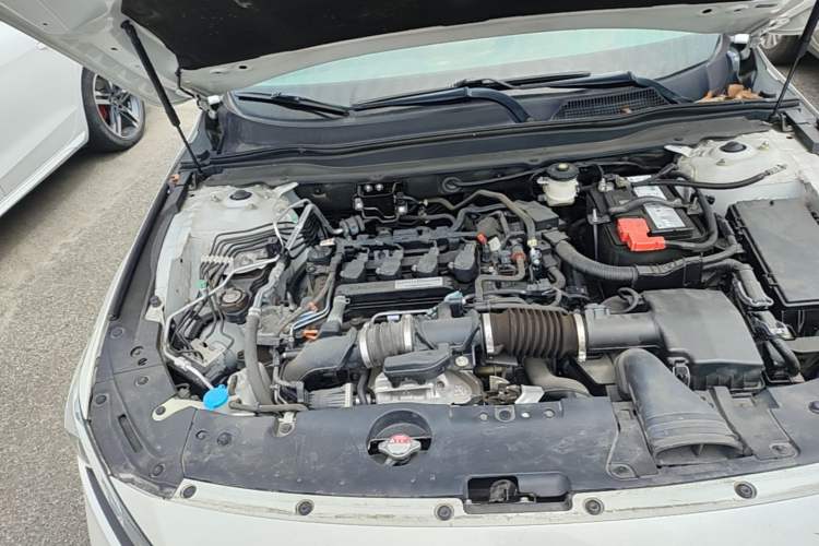 Used Honda Accord 2018 260TURBO Elite Edition China VI Engine Bay Right