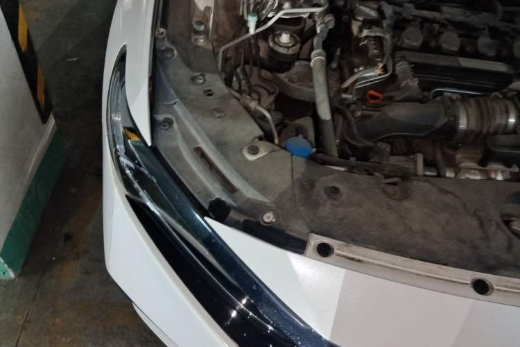 Used Honda Accord 2018 260TURBO Elite Edition China VI Engine Bay Right