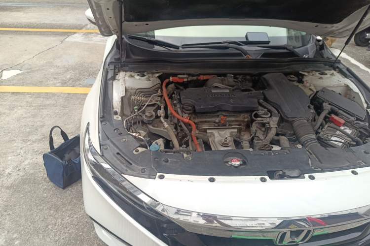 Used Honda Accord 2018 Rui Hybrid 2.0L Rui Ling Edition China VI Engine Bay Right