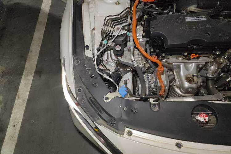 Used Honda Accord 2018 Rui Hybrid 2.0L Rui Ling Edition China VI Engine Bay Right