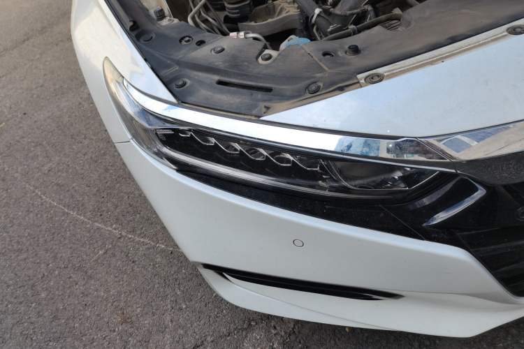 Used Honda Accord 2018 260TURBO Luxury Edition China VI Engine Bay Right