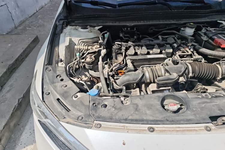 Used Honda Accord 2018 260TURBO Elite Edition China V Engine Bay Right