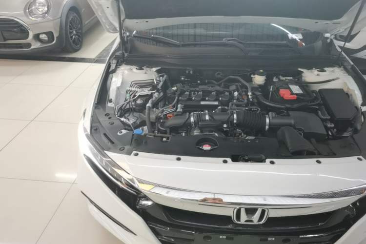 Used Honda Accord 2018 260TURBO Elite Edition China VI Engine Bay Right