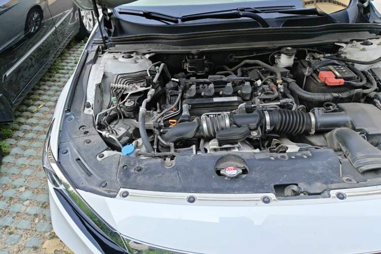Used Honda Accord 2018 260TURBO Elite Edition China VI Engine Bay Right