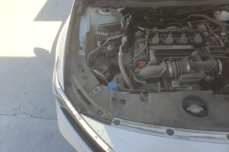 Used Honda Accord 2018 260TURBO Elite Edition China VI Engine Bay Right