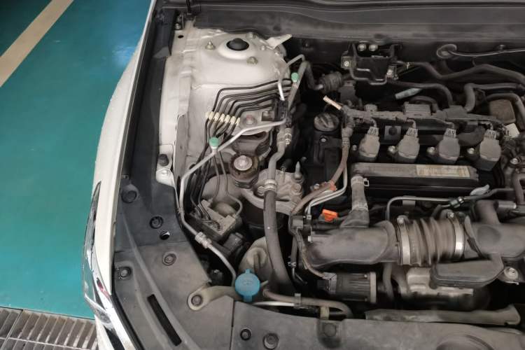 Used Honda Accord 2018 260TURBO Elite Edition China VI Engine Bay Right