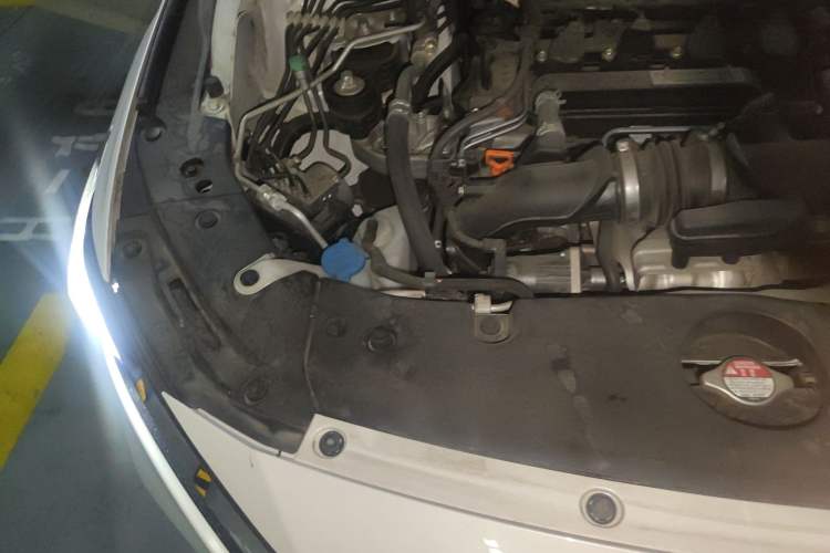 Used Honda Accord 2018 260TURBO Elite Edition China VI Engine Bay Right