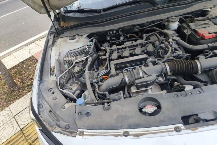 Used Honda Accord 2018 260TURBO Elite Edition China V Engine Bay Right