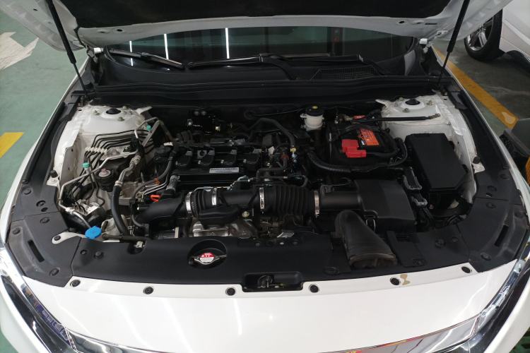 Used Honda Accord 2018 260TURBO Elite Edition China VI Engine Bay