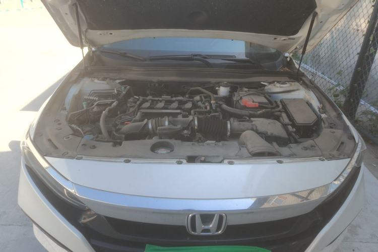 Used Honda Accord 2018 260TURBO Elite Edition China VI Engine Bay