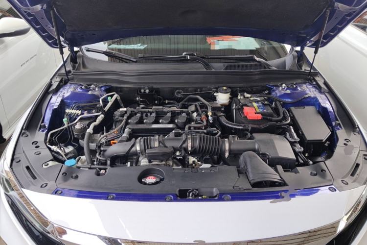 Used Honda Accord 2018 260TURBO Elite Edition China VI Engine Bay