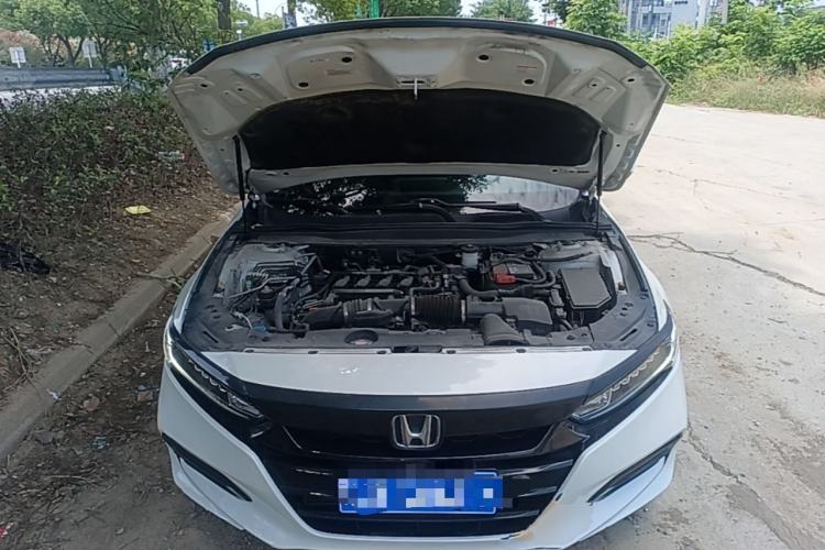 Used Honda Accord 2018 260TURBO Elite Edition China VI Engine Bay
