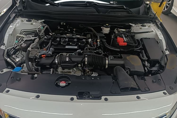Used Honda Accord 2018 260TURBO Elite Edition China VI Engine Bay