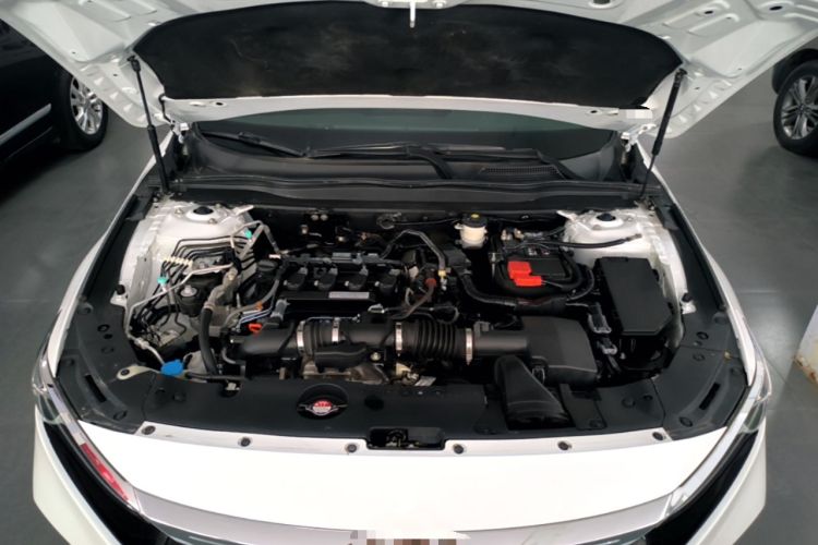 Used Honda Accord 2018 260TURBO Elite Edition China V Engine Bay