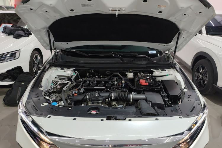Used Honda Accord 2018 230TURBO Comfort Edition China VI Emission Standard Engine Bay