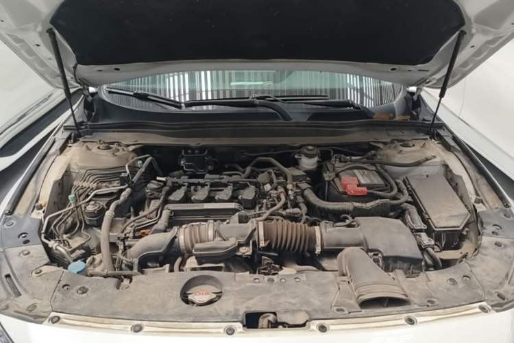 Used Honda Accord 2018 260TURBO Elite Edition China V Engine Bay