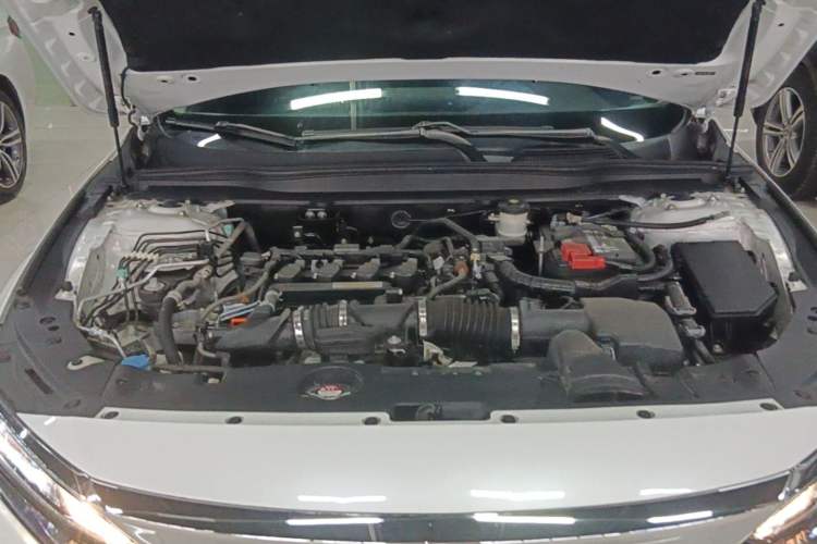 Used Honda Accord 2018 260TURBO Elite Edition China V Engine Bay