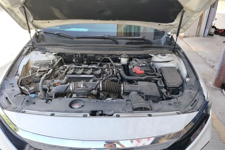 Used Honda Accord 2018 260TURBO Elite Edition China V Engine Bay