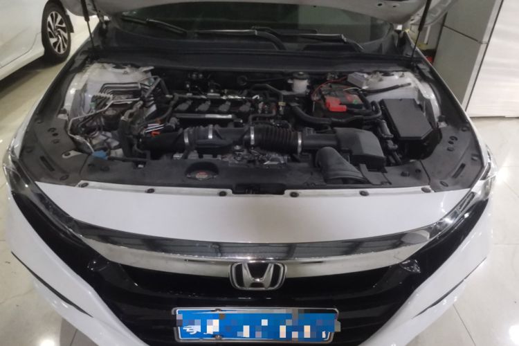 Used Honda Accord 2018 260TURBO Luxury Edition China VI Engine Bay