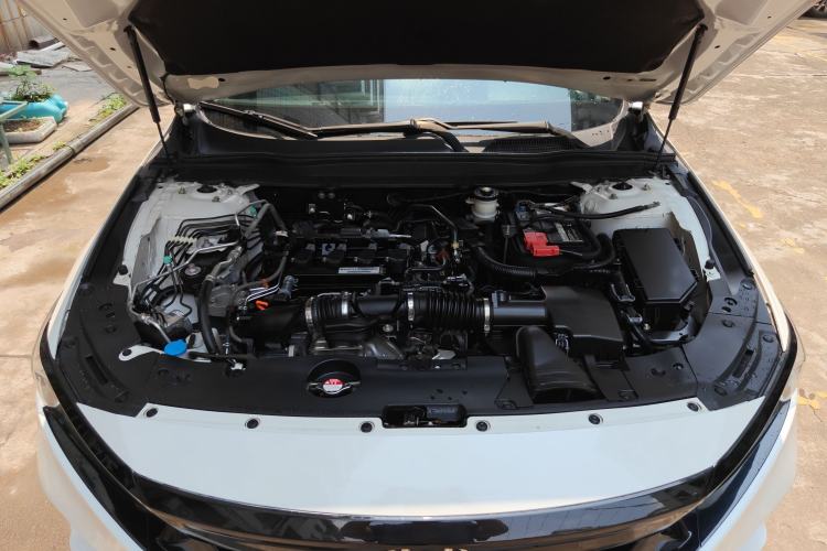 Used Honda Accord 2018 260TURBO Elite Edition China VI Engine Bay