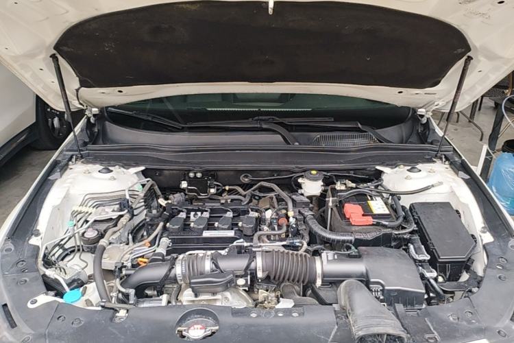 Used Honda Accord 2018 260TURBO Luxury Edition China VI Engine Bay