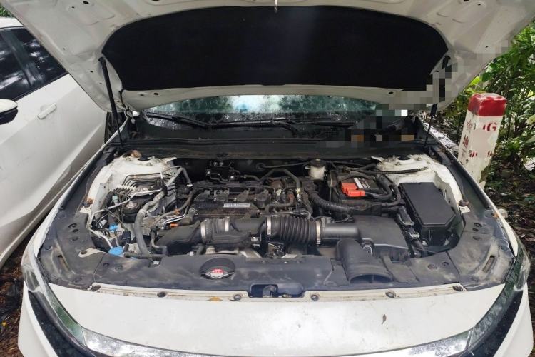 Used Honda Accord 2018 260TURBO Elite Edition China VI Engine Bay
