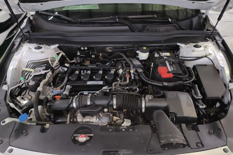 Used Honda Accord 2018 260TURBO Elite Edition China VI Engine Bay