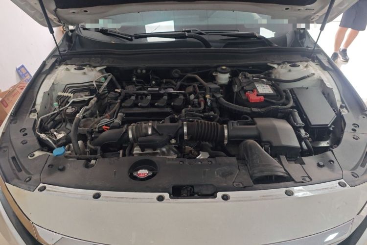Used Honda Accord 2018 260TURBO Elite Edition China VI Engine Bay