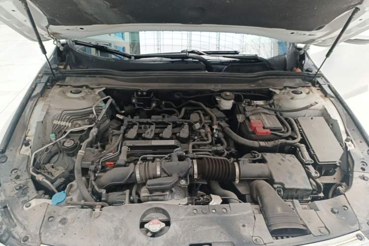 Used Honda Accord 2018 260TURBO Luxury Edition China VI Engine Bay