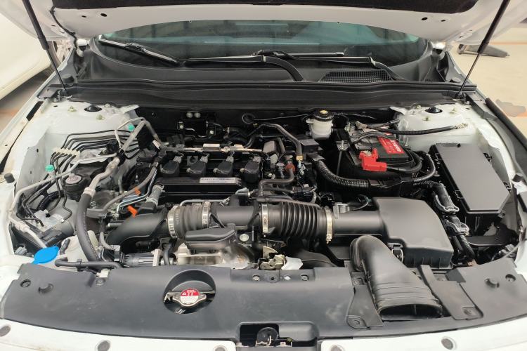 Used Honda Accord 2018 260TURBO Elite Edition China VI Engine Bay