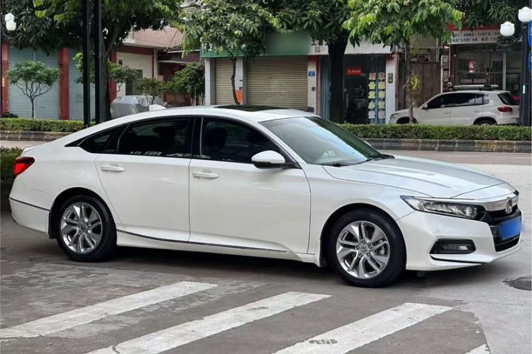 Used Honda Accord 2018 260TURBO Elite Edition China VI Exterior 1