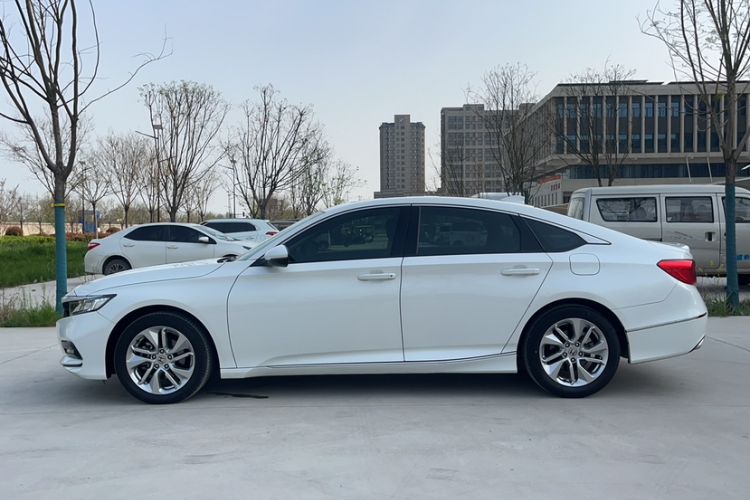 Used Honda Accord 2018 260TURBO Luxury Edition China VI Exterior 1