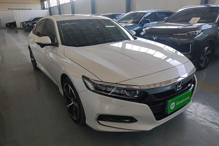 Used Honda Accord 2018 260TURBO Elite Edition China VI Exterior 1