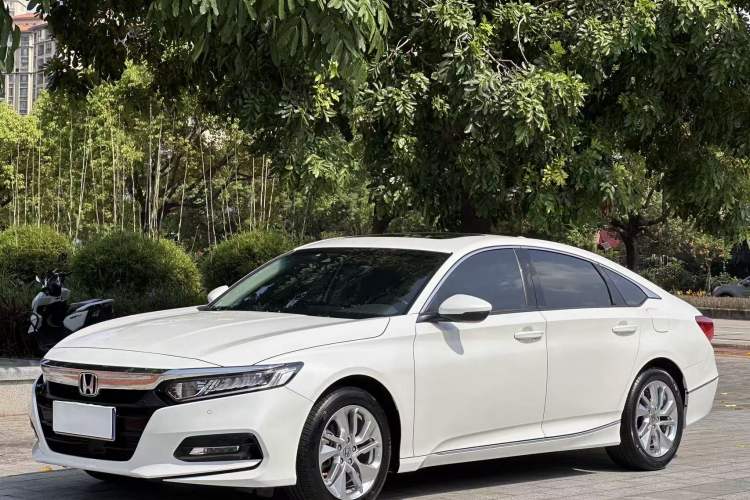 Used Honda Accord 2018 260TURBO Luxury Edition China VI Exterior 1