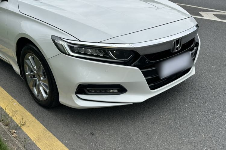 Used Honda Accord 2018 260TURBO Luxury Edition China VI Exterior 11