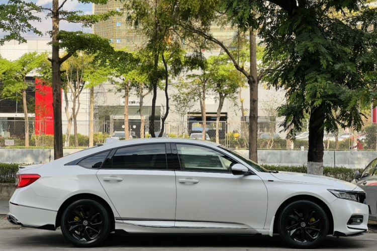 Used Honda Accord 2018 260TURBO Elite Edition China VI Exterior 13