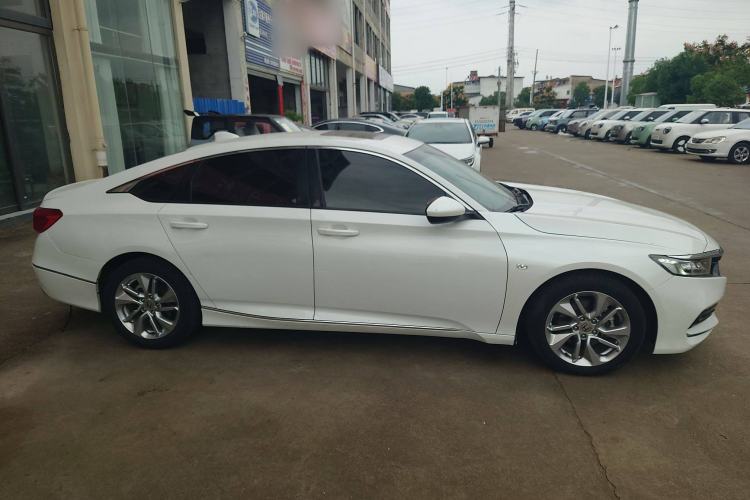 Used Honda Accord 2018 230TURBO Comfort Version National V Exterior 2