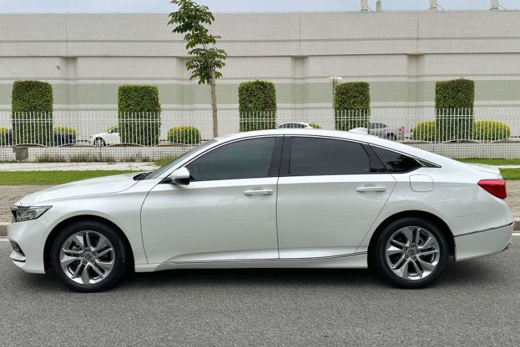 Used Honda Accord 2018 260TURBO Elite Edition China V Exterior 2