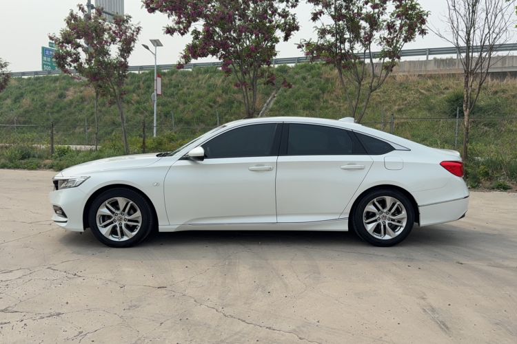 Used Honda Accord 2018 230TURBO Comfort Version National V Exterior 2