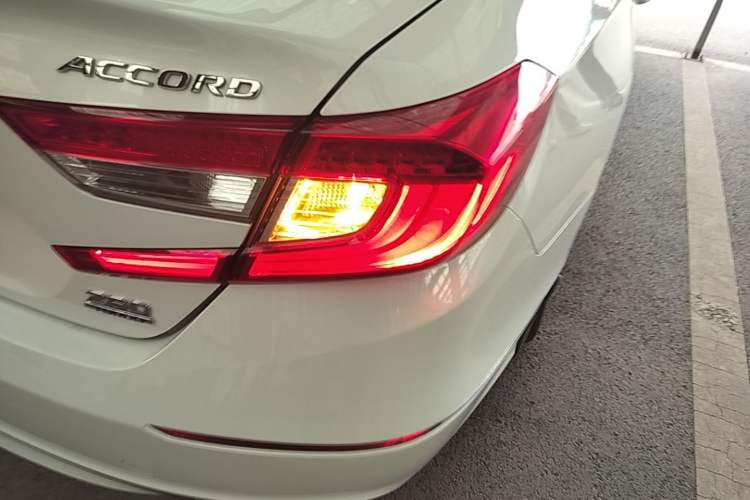 Used Honda Accord 2018 260TURBO Elite Edition China V Exterior 3